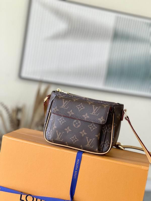 LV Handbags 200